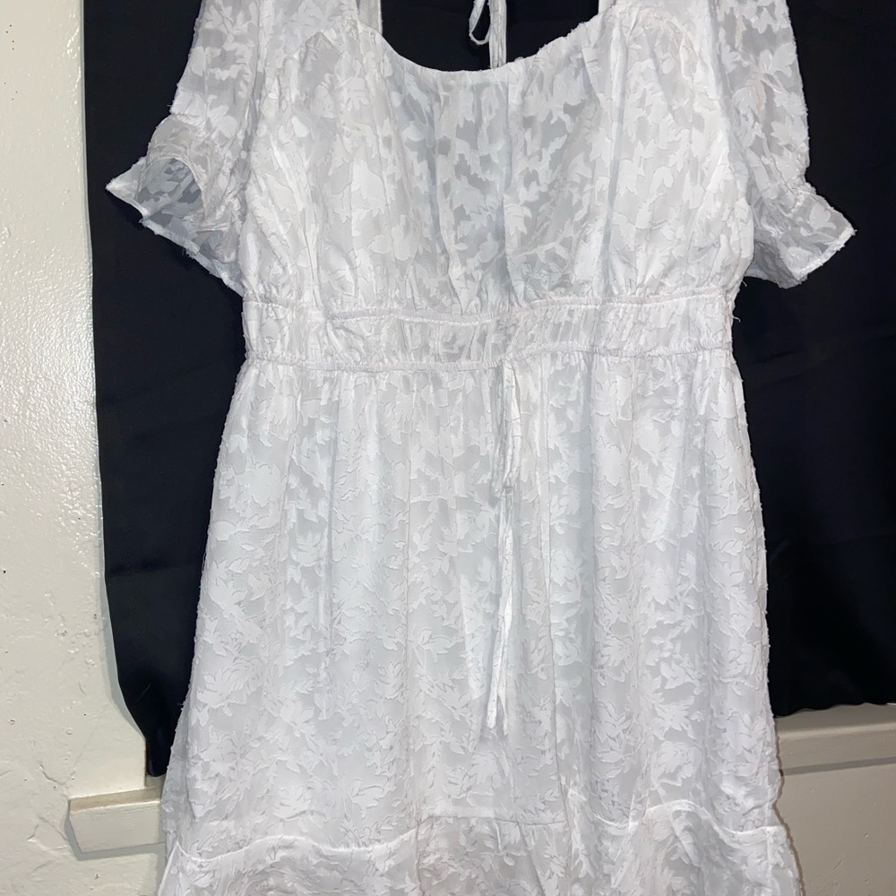 Dress - Picture 5 of 8
